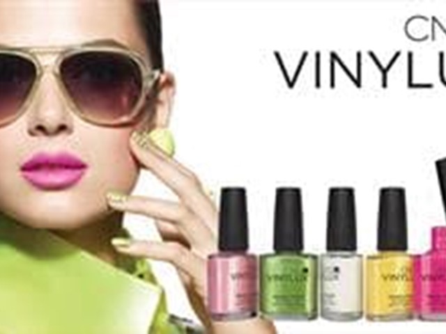 VINYLUX ¡El esmalte que desafía al tiempo!